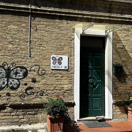 B&B La Farfalla ペスカーラ エクステリア 写真